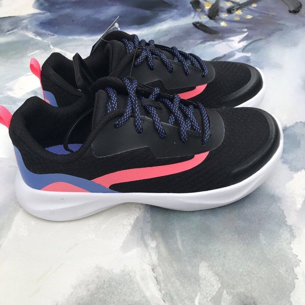 ATHLETIC WORKS Girls Sz4 BlACK MESH SNEAKERS TENNIS SHOES LACE UP MEMORY FOAM